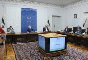 روحانی: اداره کشور با کمترین اتکا به نفت، قدرت‌نمایی ایران در جنگ اقتصادی است