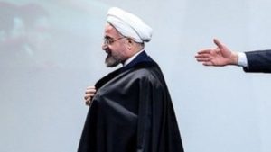 تنها ۱ نماینده گیلانی پای طرح استیضاح روحانی را امضا کرد!