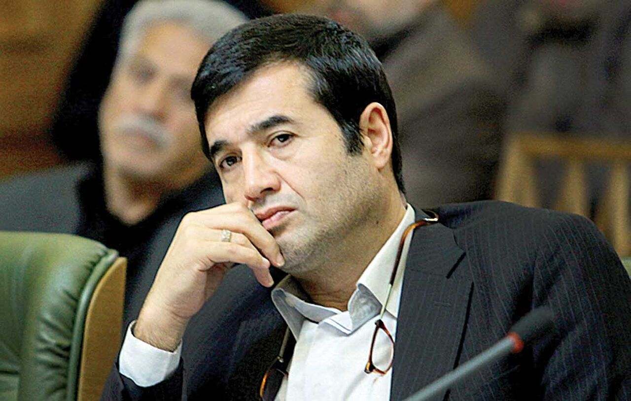 احمد دنیامالی عذرخواهی کرد