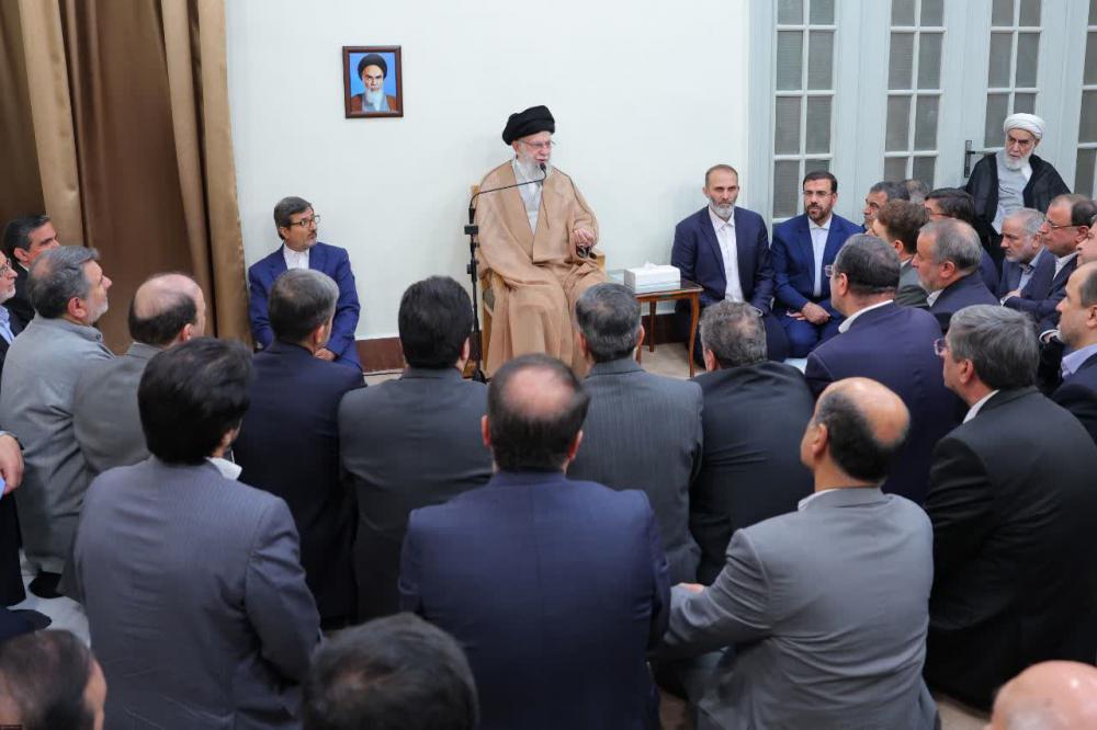 استانداران مدیر همه‌جانبه استان هستند؛ باید به آنها اختیارات داده شود