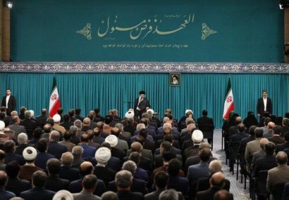 همکاری موثر مجلس با دولت در محدود کردن احضارها و سوالات است | انقلابی‌گری فقط سروصدا کردن نیست