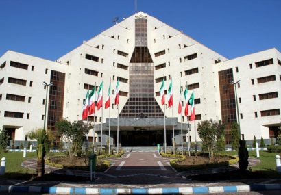 استاندار گیلان در احکام جداگانه‌ای سرپرست دفاتر امور اجتماعی و فرهنگی، سیاسی، انتخابات و تقسیمات کشوری و هماهنگی امور سرمایه‌گذاری و اشتغال استانداری را منصوب کرد