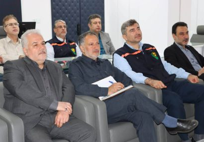 بازرس کل گیلان از زحمات مدیریت و کارکنان توزیع برق استان تجلیل کرد