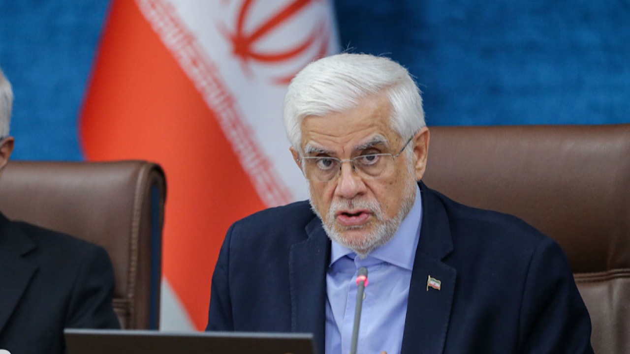 عارف مطرح کرد: لزوم تجدیدنظر در اداره دانشگاهها عارف مطرح کرد: لزوم تجدیدنظر در اداره دانشگاهها