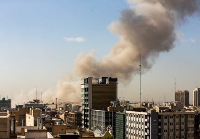 ادامه حملات هوایی علیه مراکزی در نقاط مختلف تهران/ آغاز پاسخ موشکی ایران به حملات