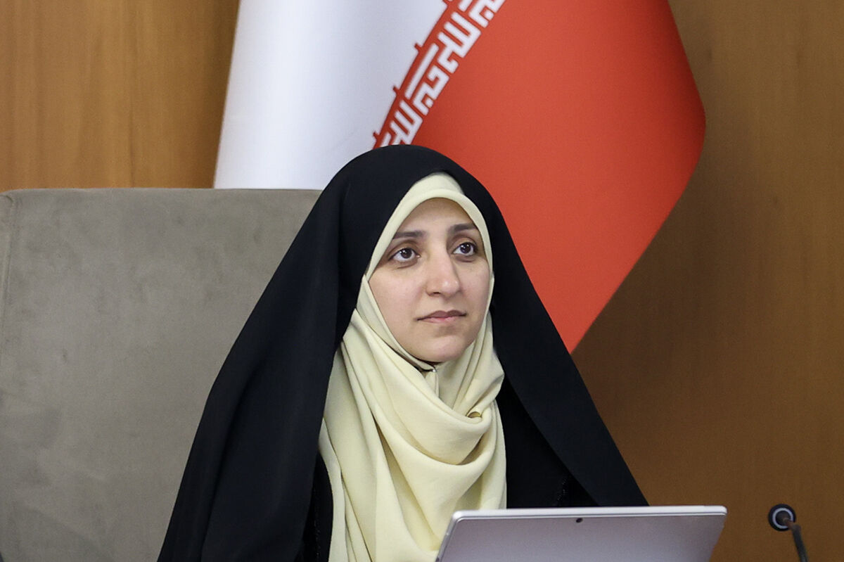 فعالیت ۵۰۰۰ زن در سطوح مدیریتی دولت/افزایش حدود ۲ برابری تعداد کاندیداهای زن