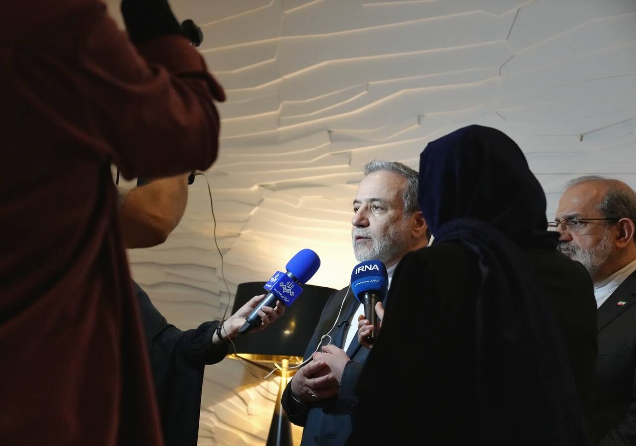 عراقچی: به صراحت اعلام کردیم که لازمه هر گفت‌وگویی، خودداری از تهدید و فشار است