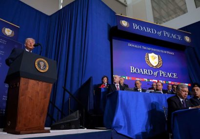 ادعای ترامپ: باید با ایران به توافق معناداری دست یابیم