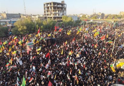 نجف در سوگ رهبر شهید انقلاب اسلامی؛ حضور گسترده مردم عراق در آیین تشییع نجف در سوگ رهبر شهید انقلاب اسلامی؛ حضور گسترده مردم عراق در آیین تشییع