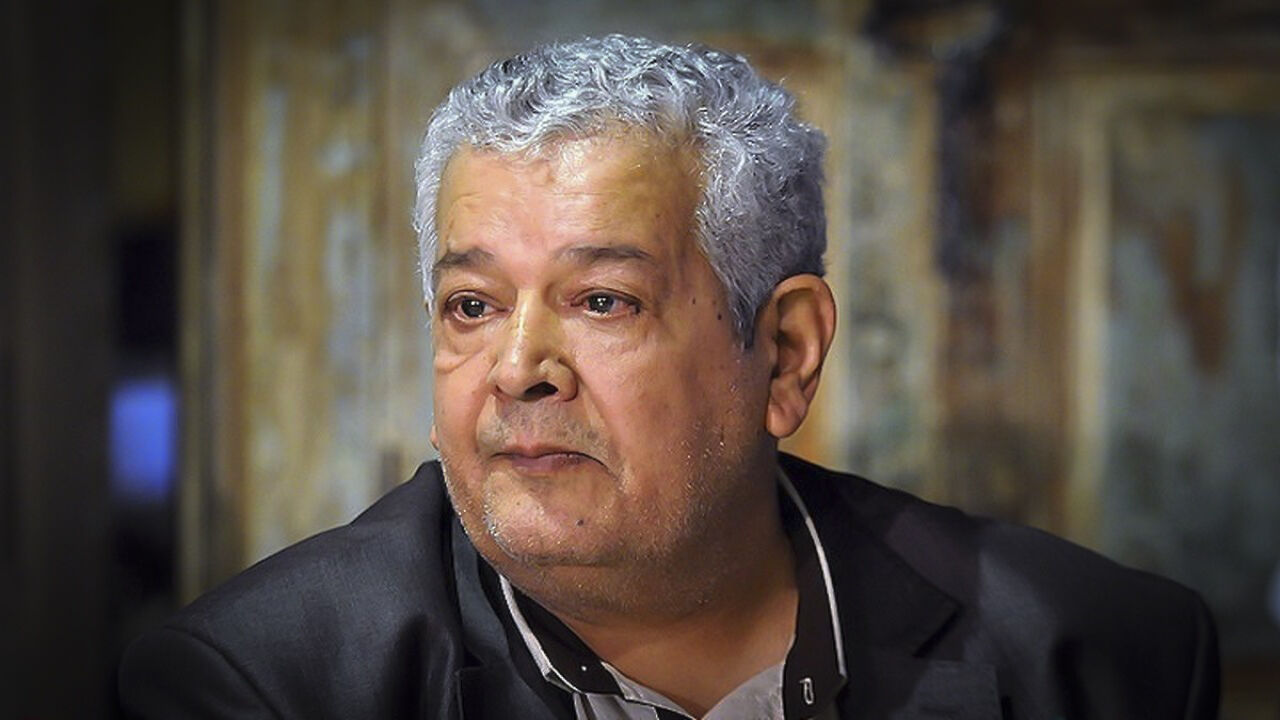 وقتی تهیه کننده پای تئاتر نیاید بساز بفروش‌ها وارد می‌شوند