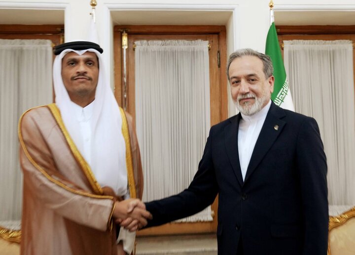 دیدار نخست‌وزیر قطر با عراقچی