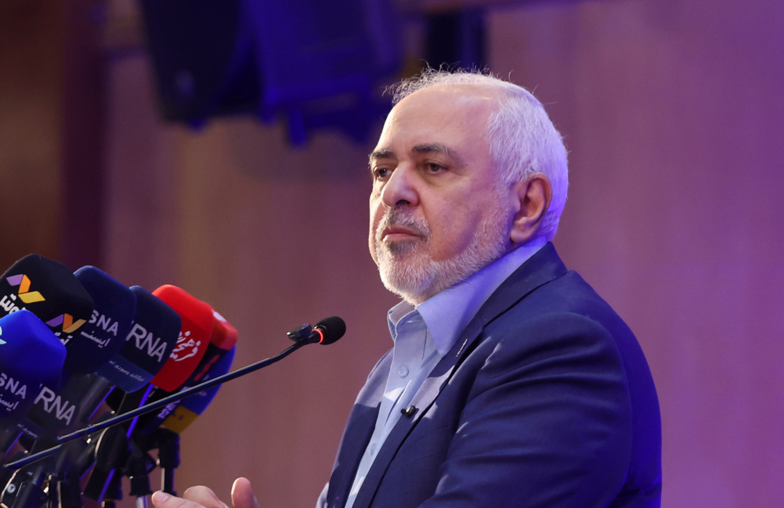 ظریف: جنایت جنگی با روایتهای سیاسی یا گذر زمان پاک نمیشوند ظریف: جنایت جنگی با روایتهای سیاسی یا گذر زمان پاک نمیشوند
