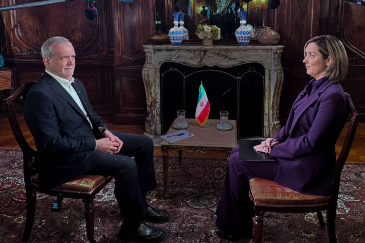 پزشکیان در گفتوگو با شبکه سی بی اس: آماده گفتوگو هستیم، اما قلدری و زور را نمیپذیریم پزشکیان در گفتوگو با شبکه سی بی اس: آماده گفتوگو هستیم، اما قلدری و زور را نمیپذیریم