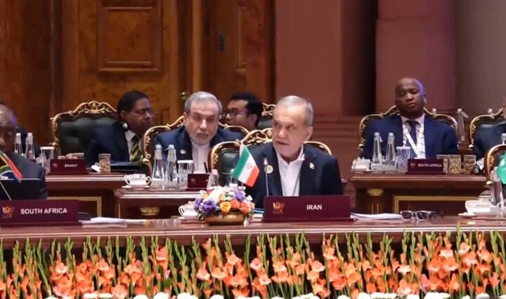 پزشکیان: نقش بریکس در دفاع از حاکمیت ملی، تمامیت ارضی و ممنوعیت توسل به زور مؤثرتر شود پزشکیان: نقش بریکس در دفاع از حاکمیت ملی، تمامیت ارضی و ممنوعیت توسل به زور مؤثرتر شود